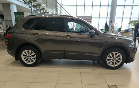 Volkswagen Tiguan II, 2020 год, 2 690 000 рублей, 5 фотография