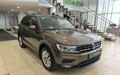 Volkswagen Tiguan II, 2020 год, 2 690 000 рублей, 3 фотография