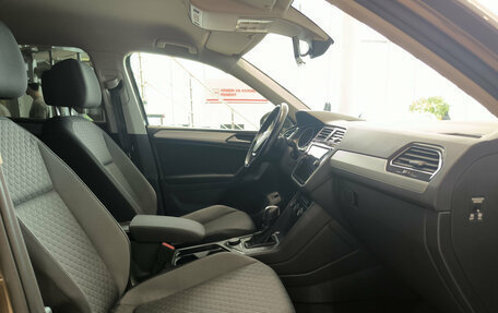 Volkswagen Tiguan II, 2020 год, 2 690 000 рублей, 13 фотография