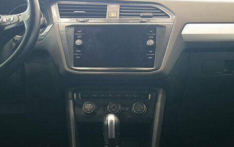 Volkswagen Tiguan II, 2020 год, 2 690 000 рублей, 18 фотография