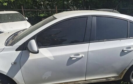 Chevrolet Cruze II, 2012 год, 199 999 рублей, 6 фотография