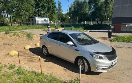 KIA Rio III рестайлинг, 2015 год, 1 050 000 рублей, 4 фотография