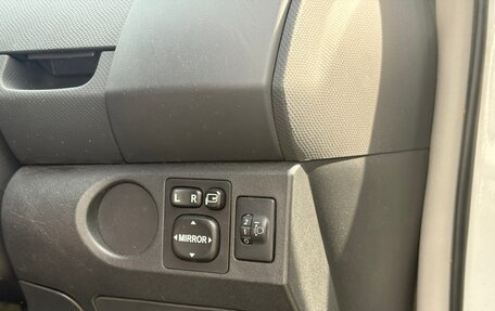 Toyota Vitz, 2009 год, 700 000 рублей, 10 фотография