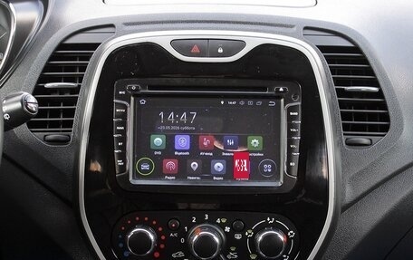 Renault Kaptur I рестайлинг, 2016 год, 1 549 000 рублей, 8 фотография