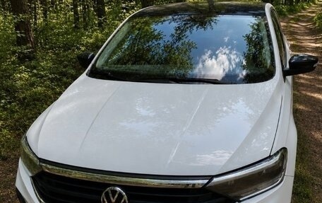 Volkswagen Polo VI (EU Market), 2021 год, 1 760 000 рублей, 2 фотография