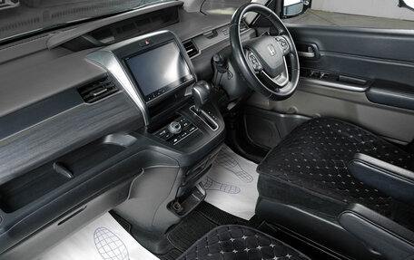 Honda Freed II, 2016 год, 1 299 000 рублей, 10 фотография