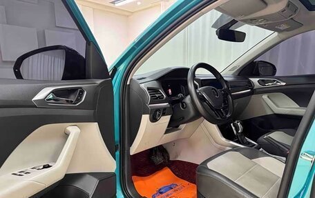 Volkswagen T-Cross I, 2022 год, 1 580 000 рублей, 9 фотография