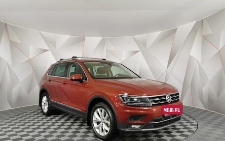 Volkswagen Tiguan II, 2018 год, 2 295 000 рублей, 3 фотография