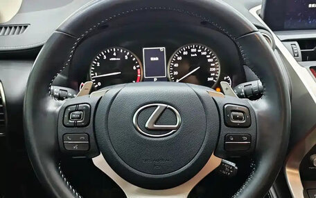 Lexus NX I, 2021 год, 3 000 000 рублей, 12 фотография