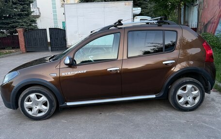 Renault Sandero I, 2014 год, 580 000 рублей, 2 фотография