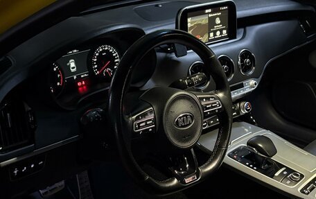KIA Stinger I, 2018 год, 3 265 000 рублей, 13 фотография