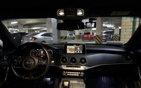 KIA Stinger I, 2018 год, 3 265 000 рублей, 15 фотография