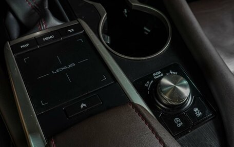 Lexus RX IV рестайлинг, 2019 год, 4 249 000 рублей, 26 фотография