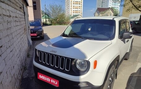 Jeep Renegade I рестайлинг, 2017 год, 1 490 000 рублей, 1 фотография