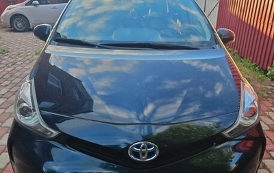 Toyota Prius v (+) I (ZVW40/41) рестайлинг, 2017 год, 2 400 000 рублей, 1 фотография