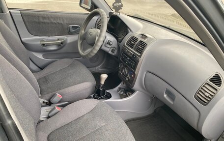 Hyundai Accent II, 2004 год, 275 000 рублей, 16 фотография