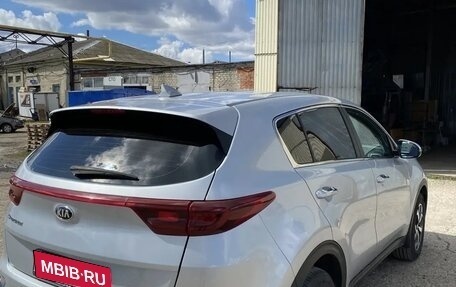 KIA Sportage IV рестайлинг, 2019 год, 2 200 000 рублей, 3 фотография