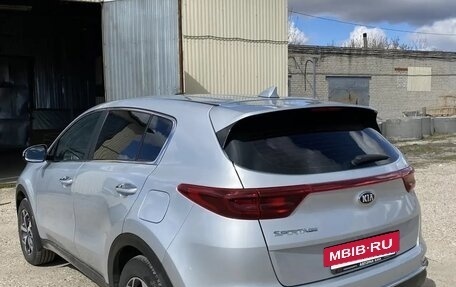 KIA Sportage IV рестайлинг, 2019 год, 2 200 000 рублей, 5 фотография