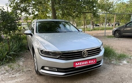Volkswagen Passat B8 рестайлинг, 2016 год, 1 625 000 рублей, 3 фотография