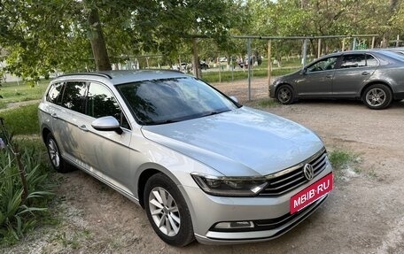 Volkswagen Passat B8 рестайлинг, 2016 год, 1 625 000 рублей, 4 фотография