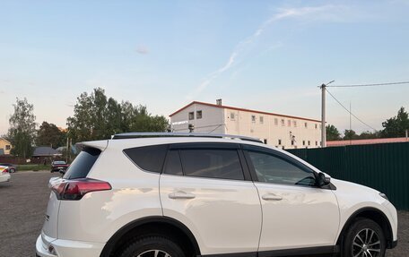 Toyota RAV4, 2016 год, 2 050 000 рублей, 4 фотография