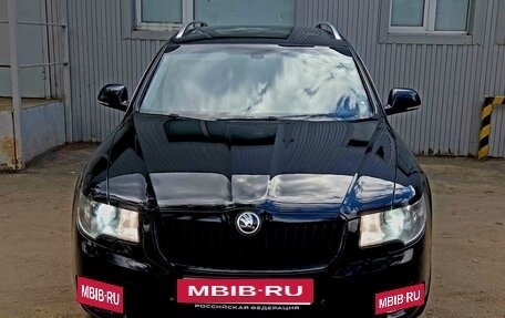 Skoda Superb III рестайлинг, 2011 год, 1 000 000 рублей, 2 фотография