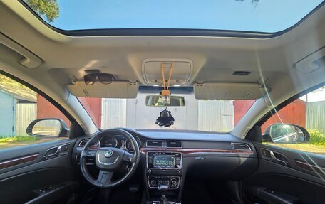 Skoda Superb III рестайлинг, 2011 год, 1 000 000 рублей, 20 фотография