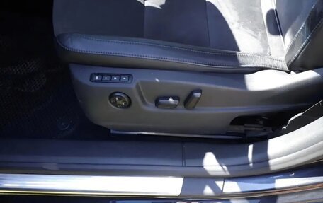 Skoda Superb III рестайлинг, 2011 год, 1 000 000 рублей, 23 фотография