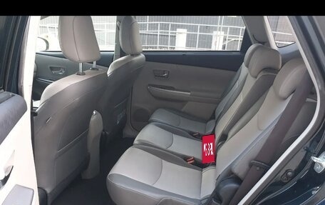 Toyota Prius v (+) I (ZVW40/41) рестайлинг, 2017 год, 2 400 000 рублей, 17 фотография