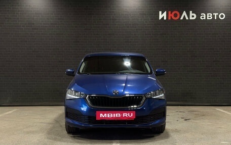 Skoda Rapid II, 2021 год, 1 599 000 рублей, 2 фотография