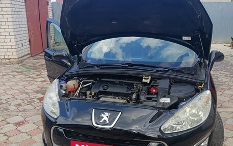 Peugeot 308 II, 2011 год, 700 000 рублей, 9 фотография