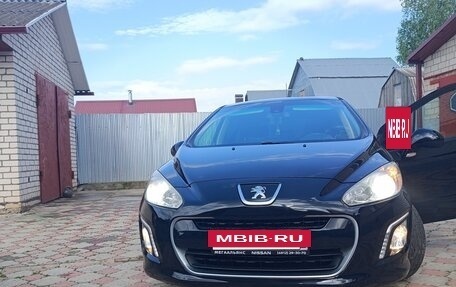 Peugeot 308 II, 2011 год, 700 000 рублей, 5 фотография