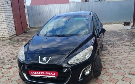Peugeot 308 II, 2011 год, 700 000 рублей, 22 фотография