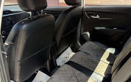KIA Rio IV, 2021 год, 1 610 000 рублей, 20 фотография