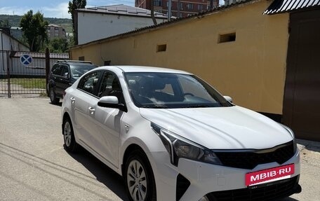 KIA Rio IV, 2021 год, 1 610 000 рублей, 9 фотография