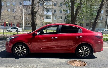 KIA Rio IV, 2022 год, 1 790 000 рублей, 3 фотография
