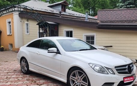 Mercedes-Benz E-Класс, 2013 год, 2 150 000 рублей, 1 фотография
