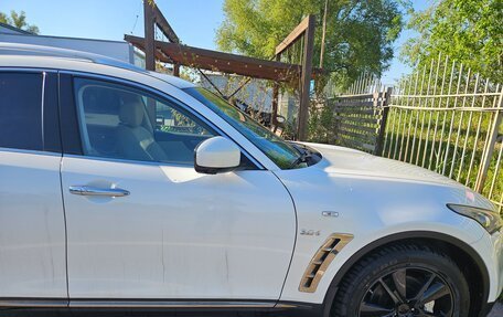Infiniti QX70, 2013 год, 1 830 000 рублей, 2 фотография