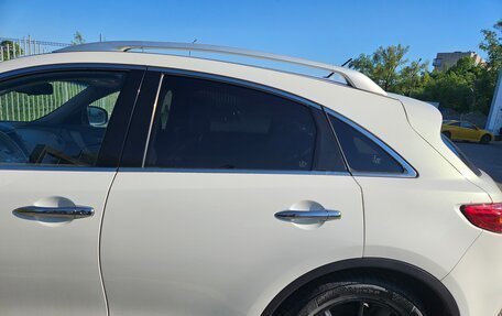 Infiniti QX70, 2013 год, 1 830 000 рублей, 4 фотография