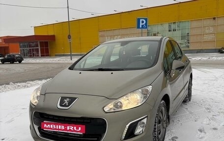 Peugeot 308 II, 2012 год, 490 000 рублей, 2 фотография