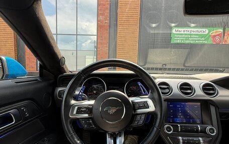 Ford Mustang VI рестайлинг, 2019 год, 3 000 000 рублей, 13 фотография