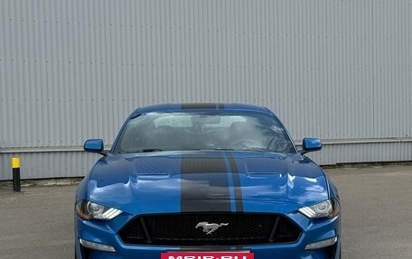 Ford Mustang VI рестайлинг, 2019 год, 3 000 000 рублей, 2 фотография