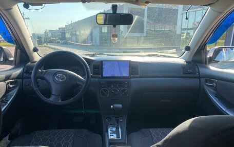 Toyota Corolla, 2004 год, 700 000 рублей, 5 фотография