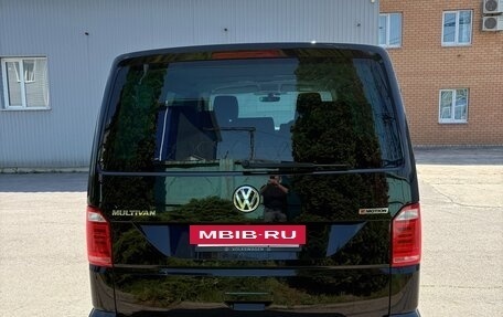 Volkswagen Multivan T6 рестайлинг, 2019 год, 4 800 000 рублей, 6 фотография