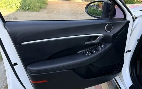 Hyundai Sonata VIII, 2019 год, 1 800 000 рублей, 15 фотография