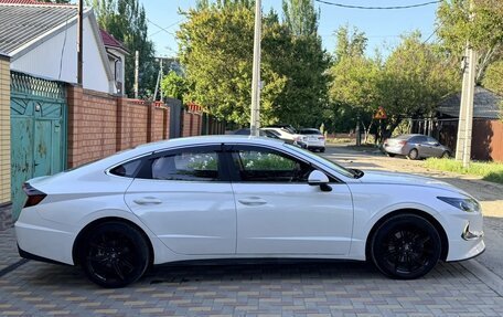Hyundai Sonata VIII, 2019 год, 1 800 000 рублей, 4 фотография