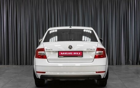 Skoda Octavia, 2019 год, 1 999 000 рублей, 4 фотография