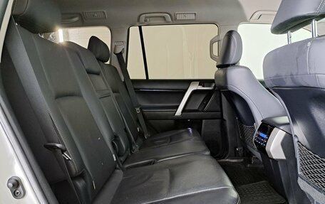 Toyota Land Cruiser Prado 150 рестайлинг 2, 2017 год, 4 750 000 рублей, 12 фотография