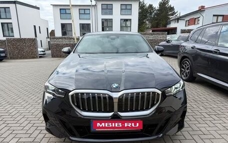 BMW 5 серия, 2025 год, 7 284 000 рублей, 2 фотография