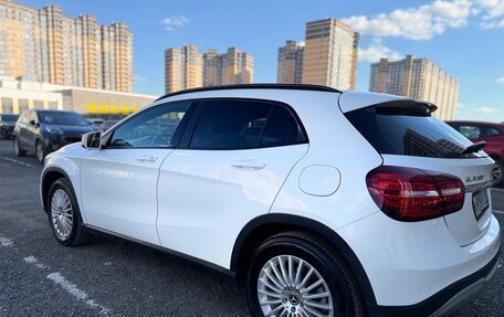Mercedes-Benz GLA, 2019 год, 2 100 000 рублей, 4 фотография